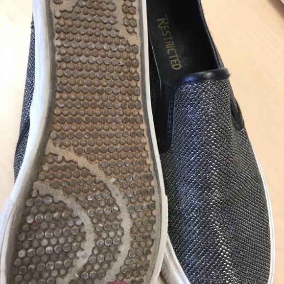 restricted flat shoes size 7 1/2 plat form - Picture 2 of 3